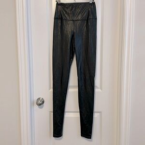 ARITZIA - Wilfred Free - Size Small - Vegan Leather Tights